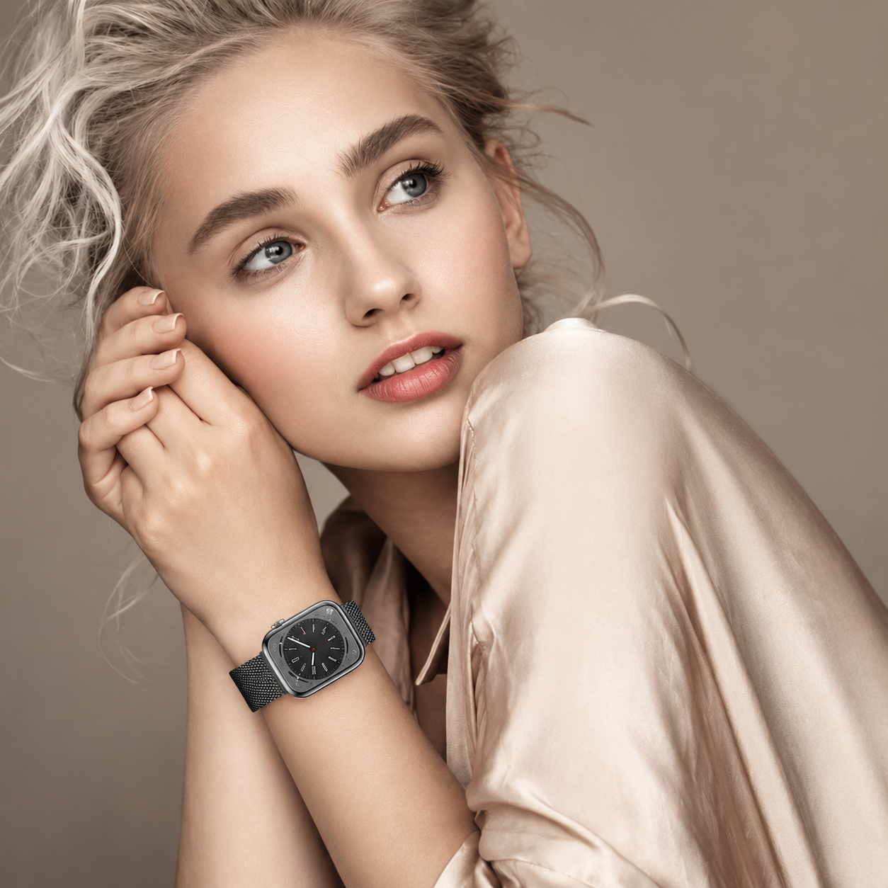 Premium Apple Watch Milanese Loop Band Stainless Steel Mesh Strap Breathable Adjustable Elegant Wristband for Ultra Series Models 38mm 40mm 41mm 42mm 44mm 45mm 49mm