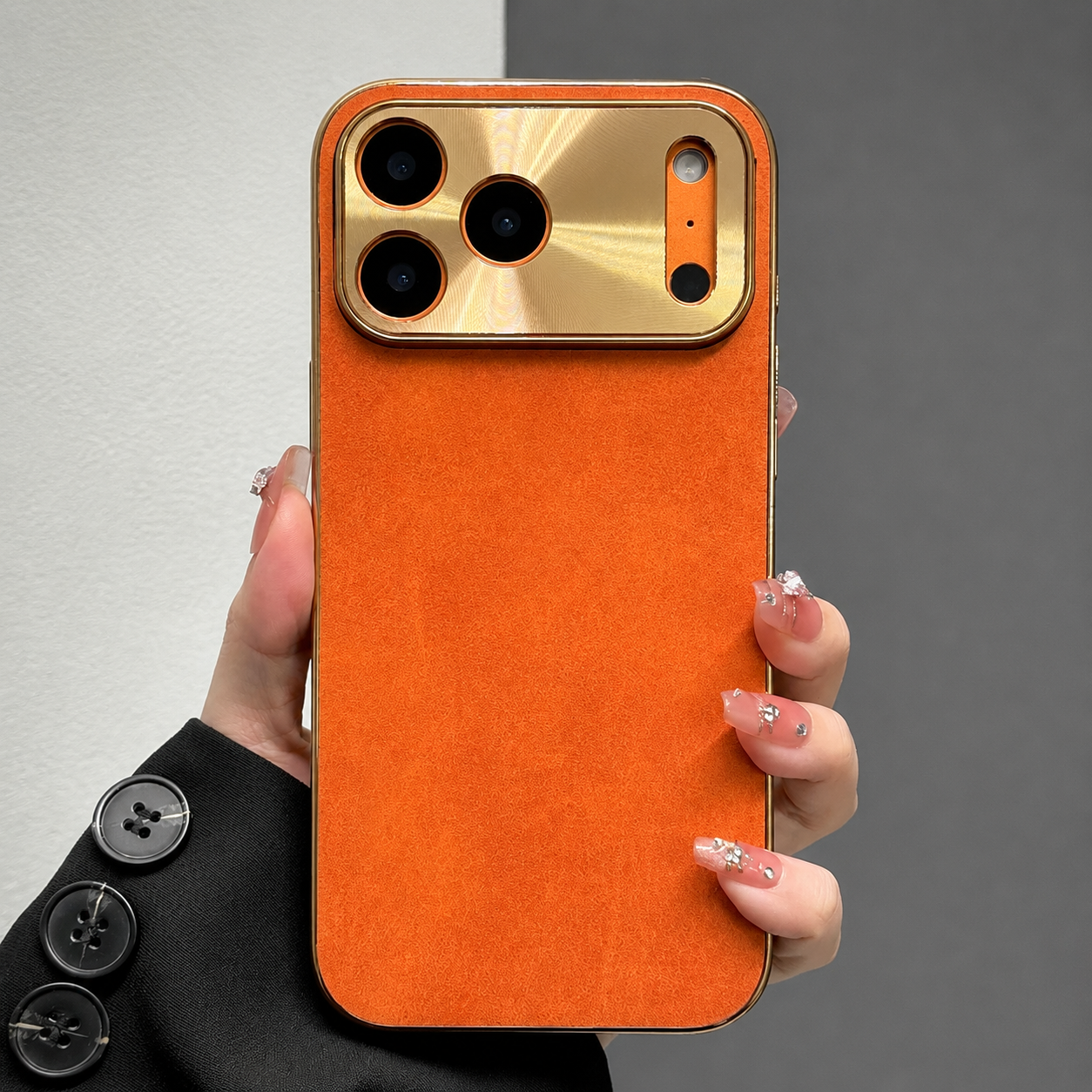 Premium iPhone Case Sheepskin Texture Plating Bumper with Camera Lens Protection Shockproof PC Armor Anti Fingerprint Non Slip Design