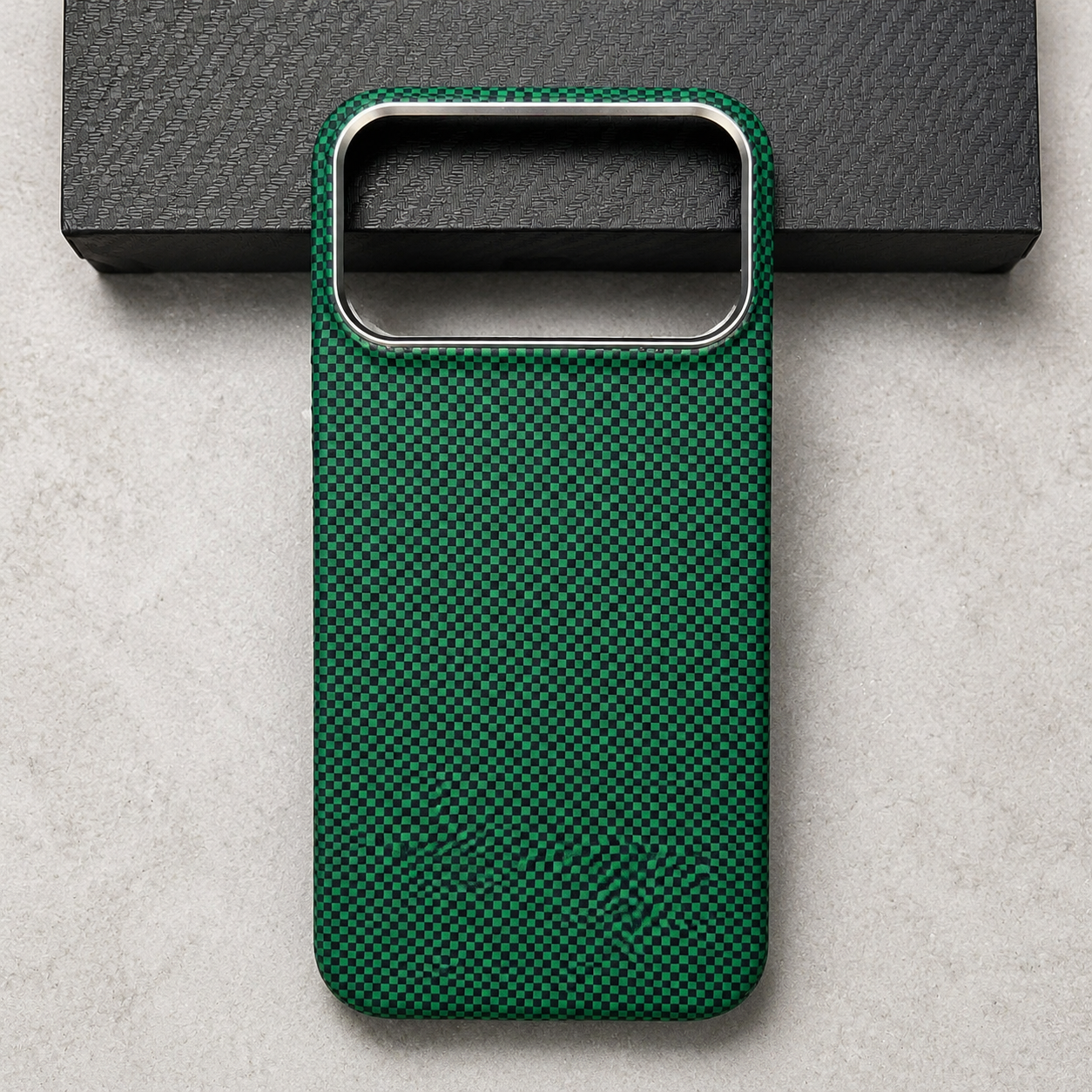 Premium iPhone Case MagSafe Compatible Aramid Carbon Fiber Kevlar Grade Ultra Thin Protective Cover Shockproof Washable Anti Scratch Slim Design