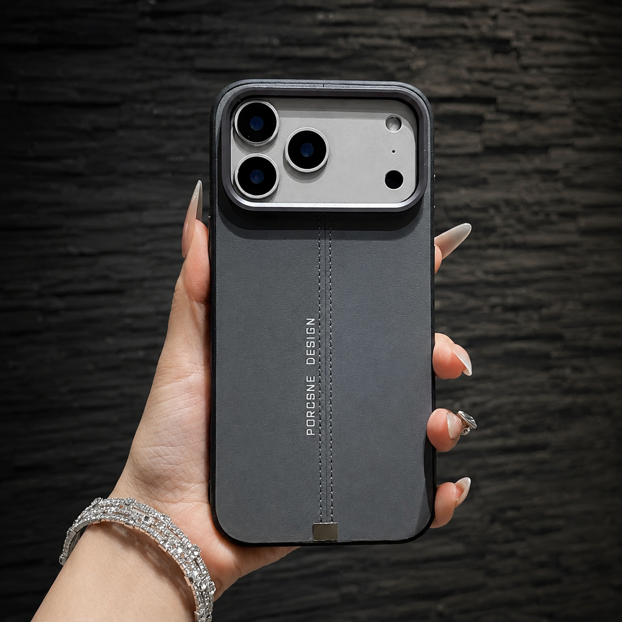 Premium iPhone Case Real Forged Carbon Fiber MagSafe Cover Shockproof Dual-Layer TPU Hybrid Lightweight Non-Slip Full-Coverage Protective Design